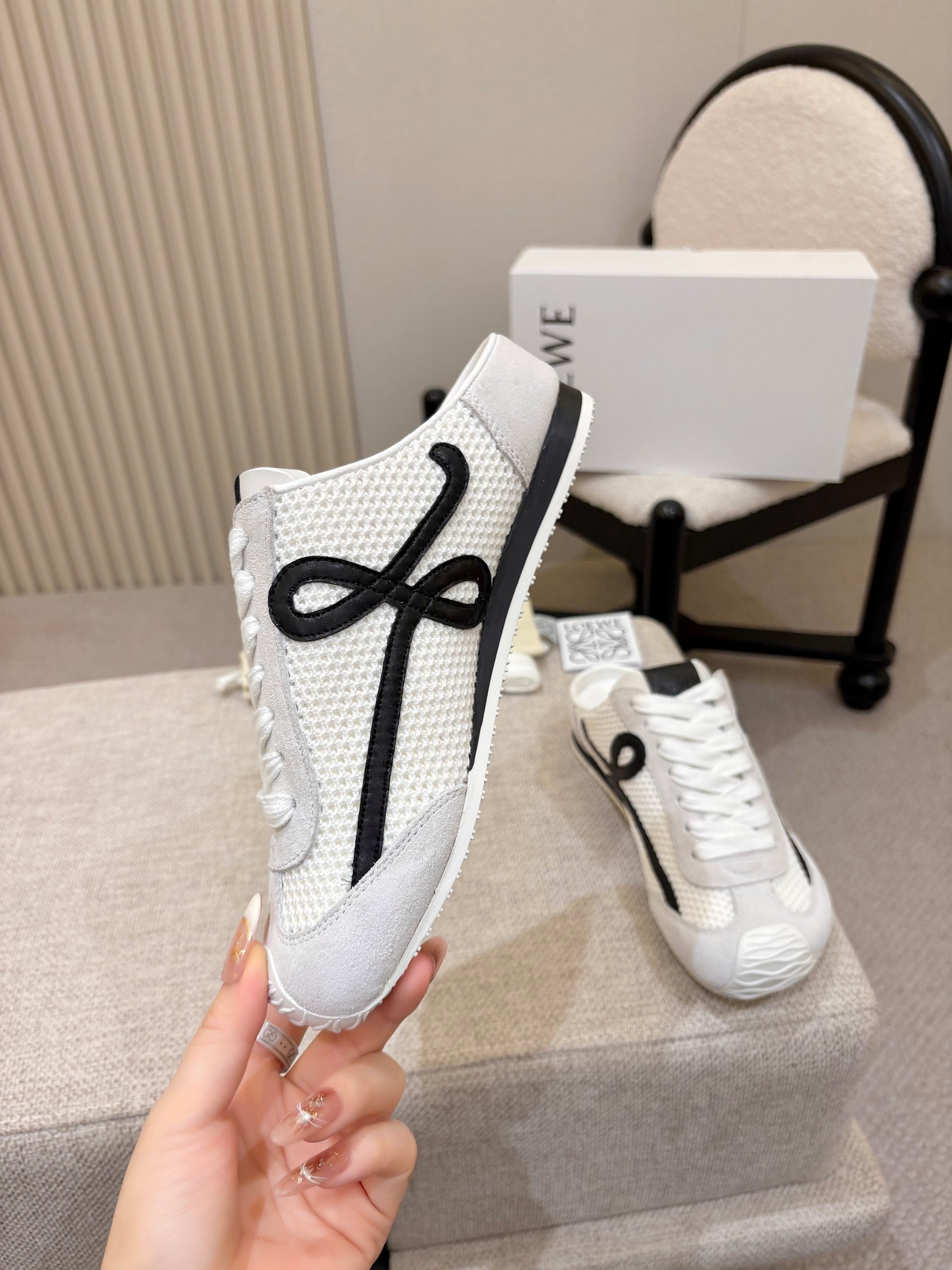 LOEWE 26S MULE SNEAKERS IN WHITE BLACK SUEDE AND MESH