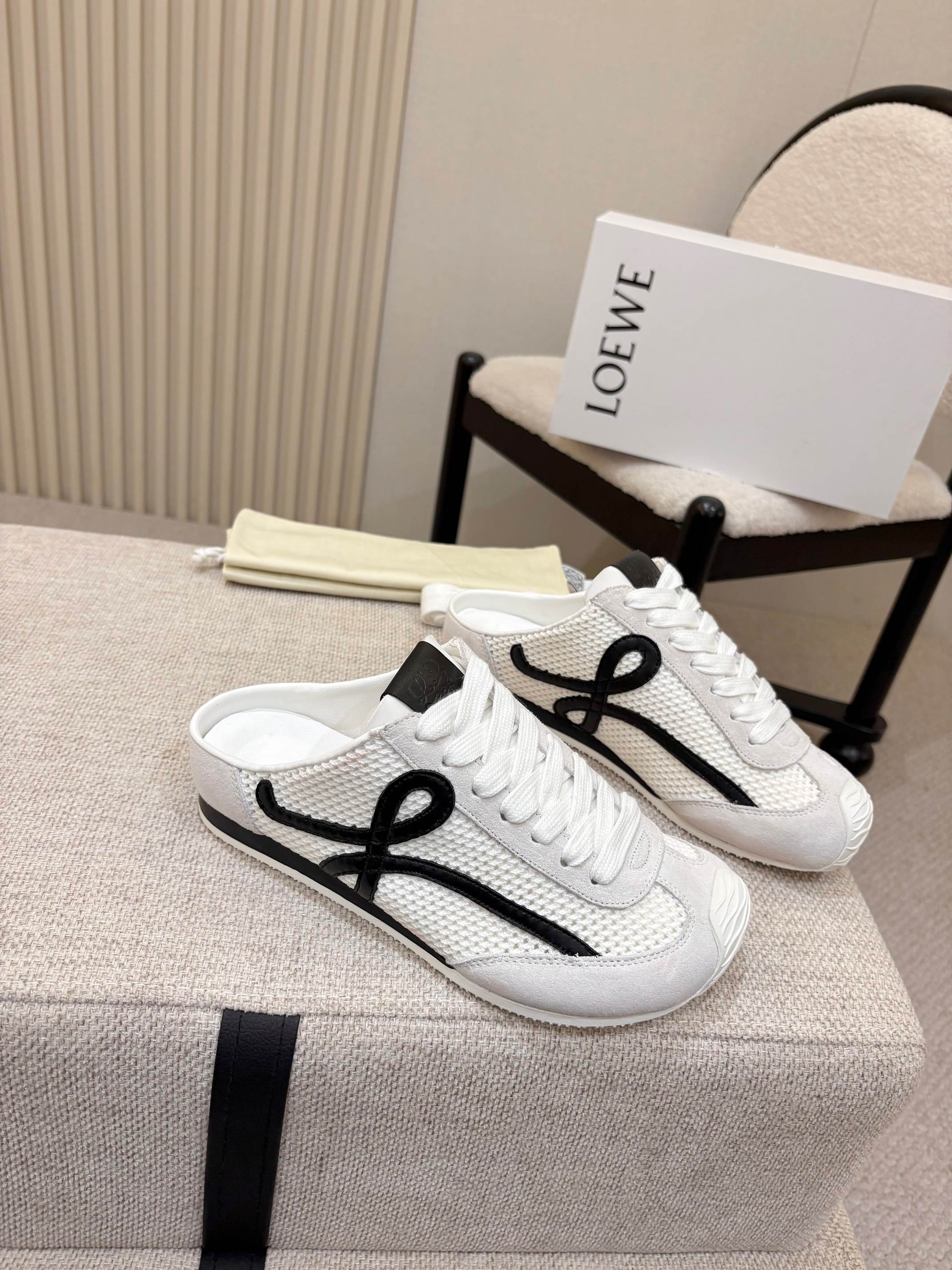 LOEWE 26S MULE SNEAKERS IN WHITE BLACK SUEDE AND MESH