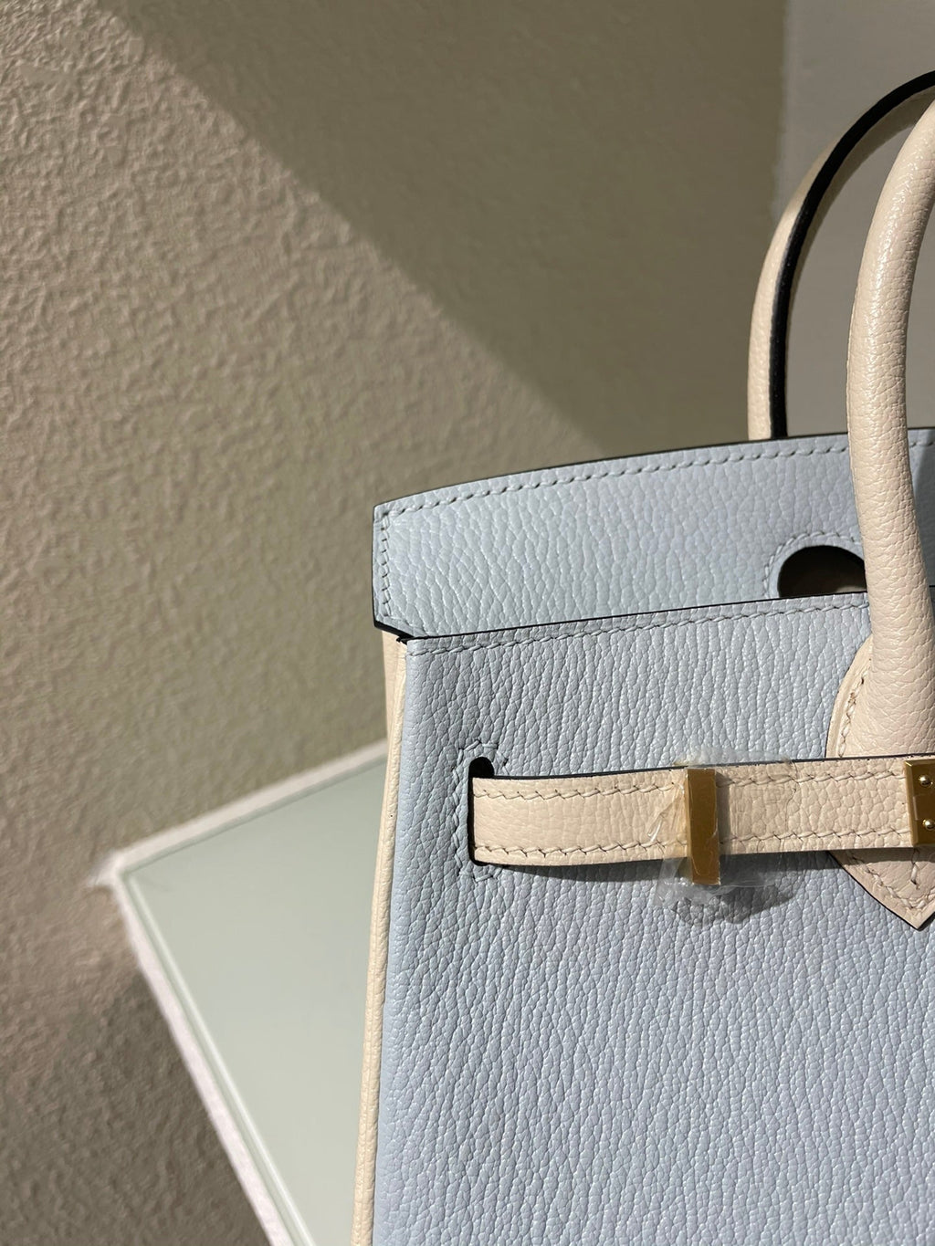 HM 25S BIRKIN 25 CM IN LIGHT BLUE AND CREAM WHITE WITH GOLD HARDWARE