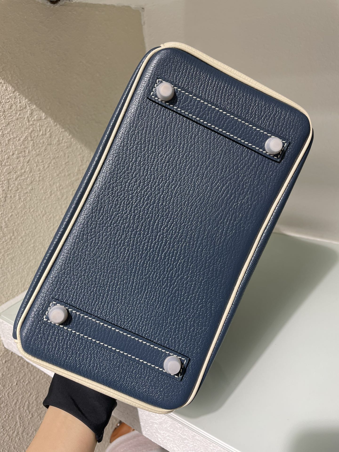 HM 25S BIRKIN 25 CM IN MIDNIGHT BLUE AND CREAM WHITE LAMBSKIN WITH SILVER HARDWARE