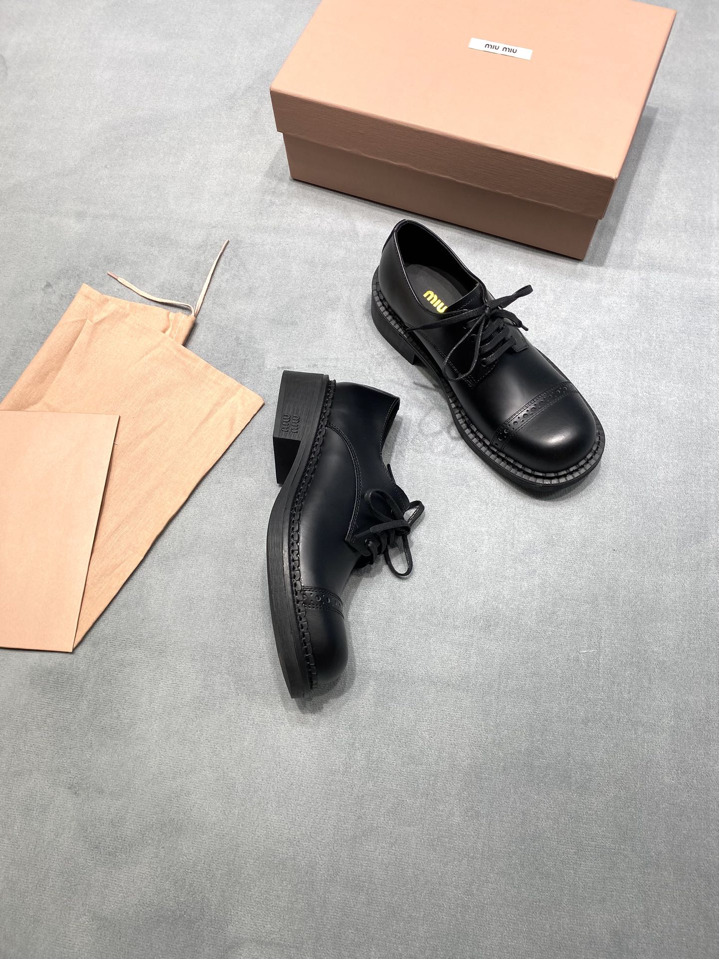 MIUMIU 26S LACE-UP LOAFERS IN BLACK SHINY CALFSKIN