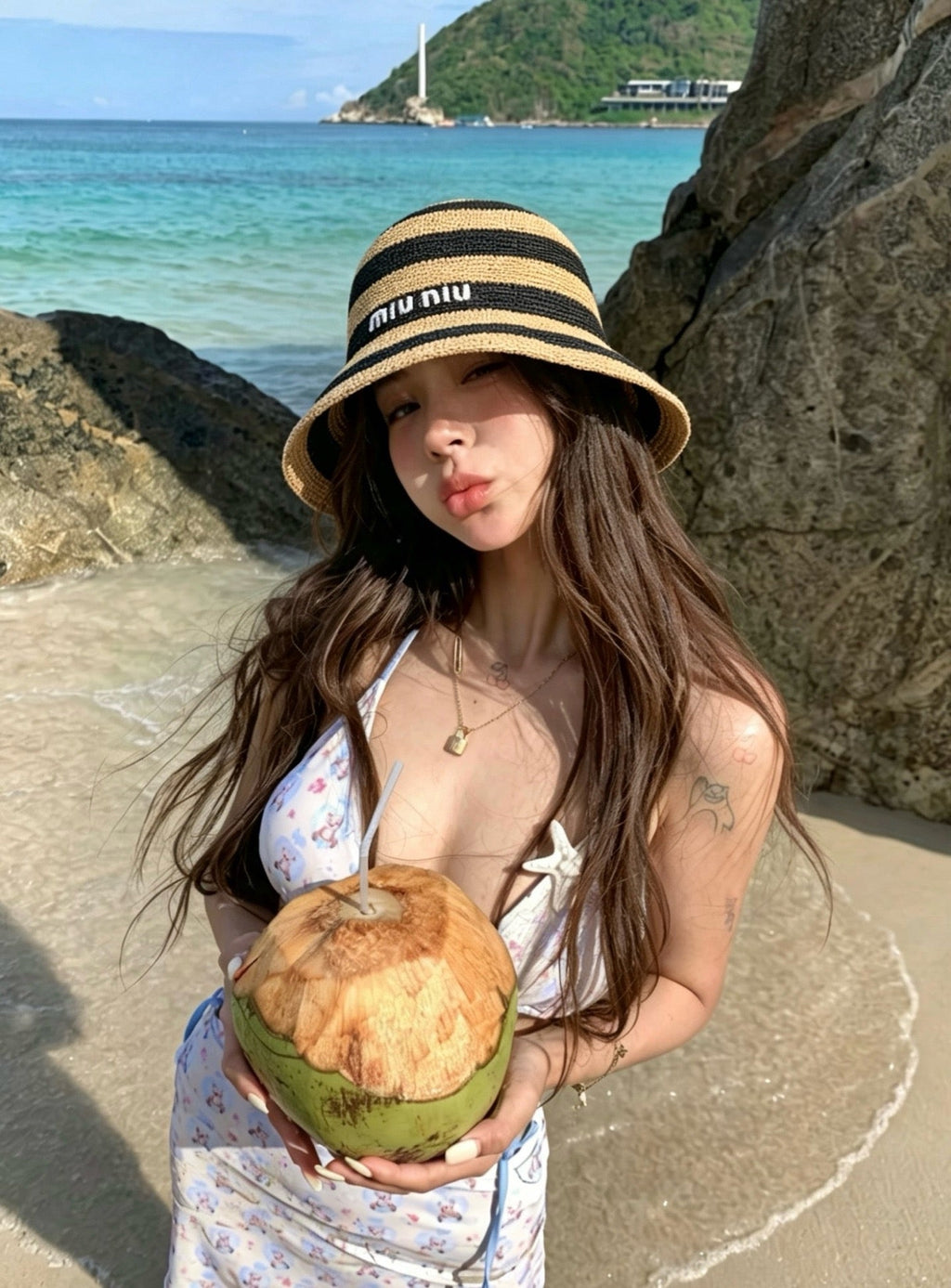 MIUMIU 26S STRIPED RAFFIA BUCKET HAT 342097