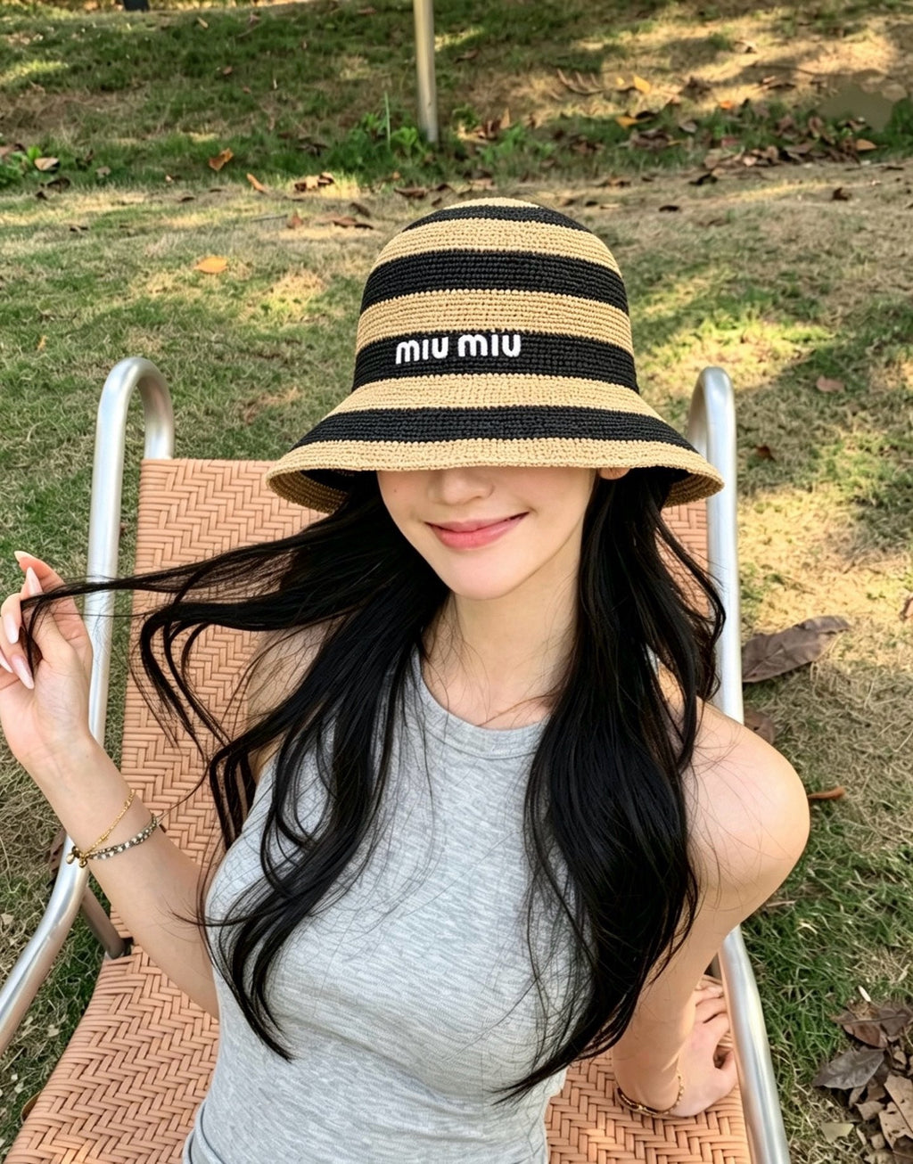 MIUMIU 26S STRIPED RAFFIA BUCKET HAT 342097