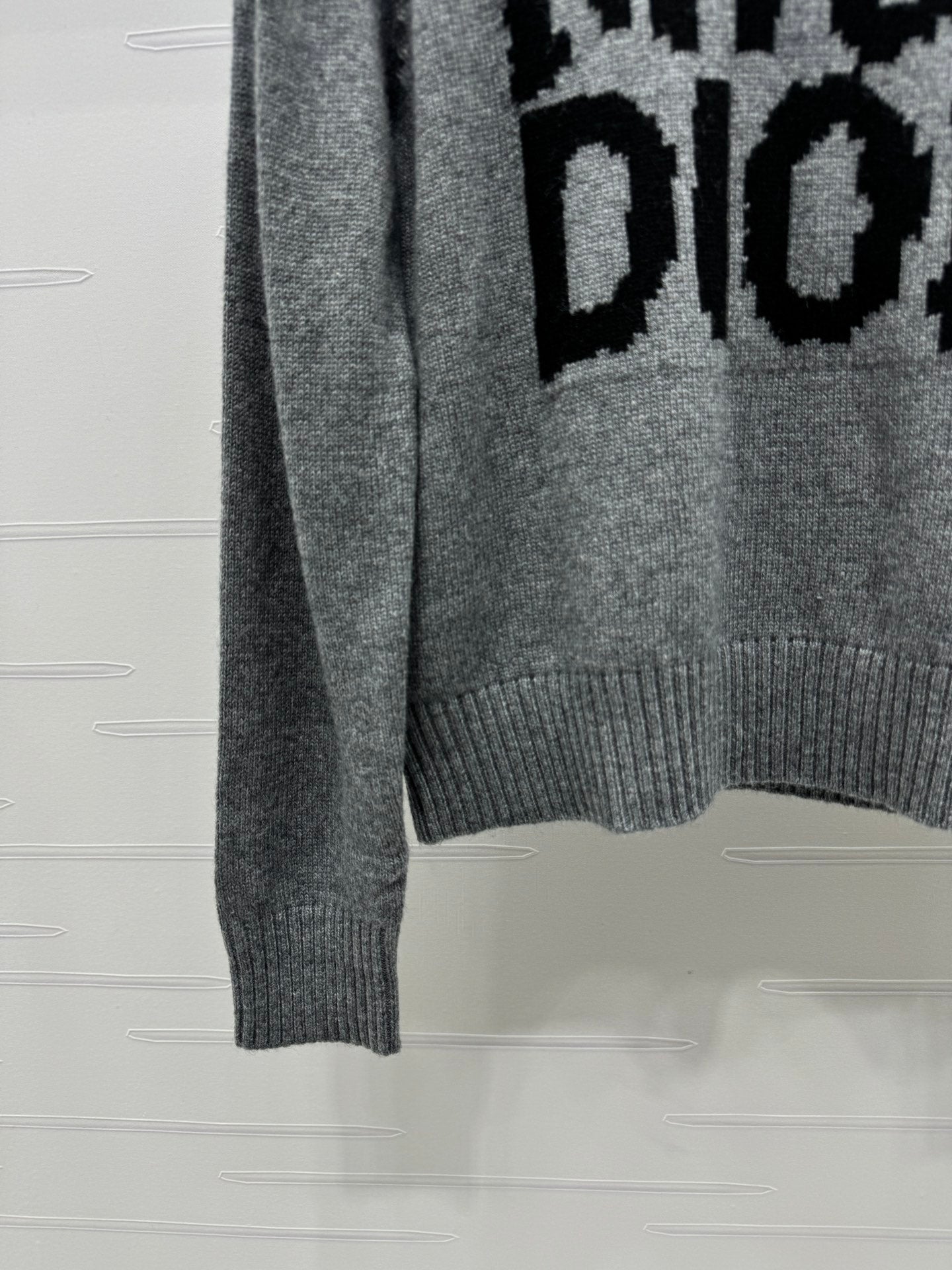 DIOR 25S PULLOVER SWEATER STYLE 043