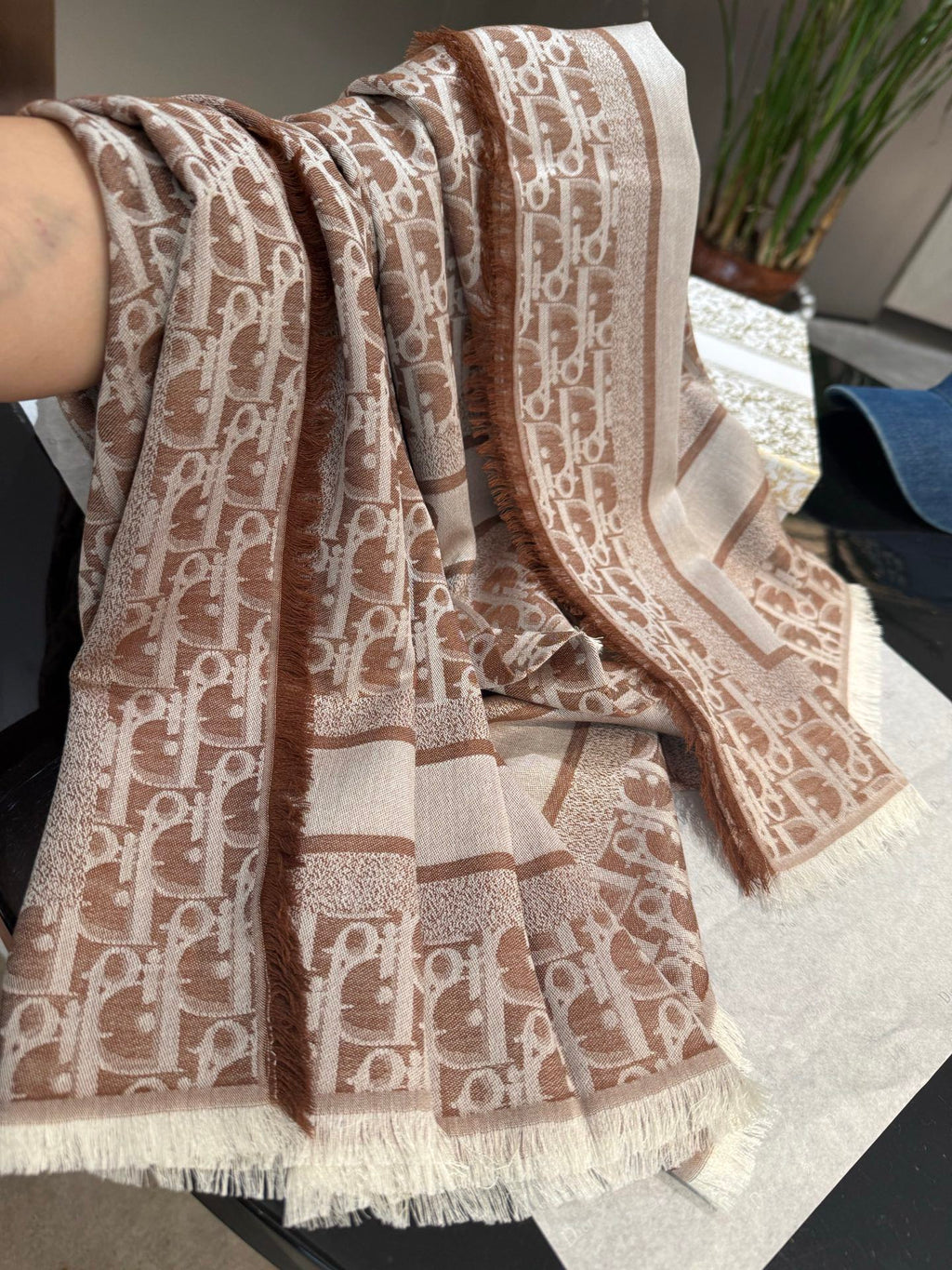 DIOR 26S SCARF 140CM IN CASHMERE 280065