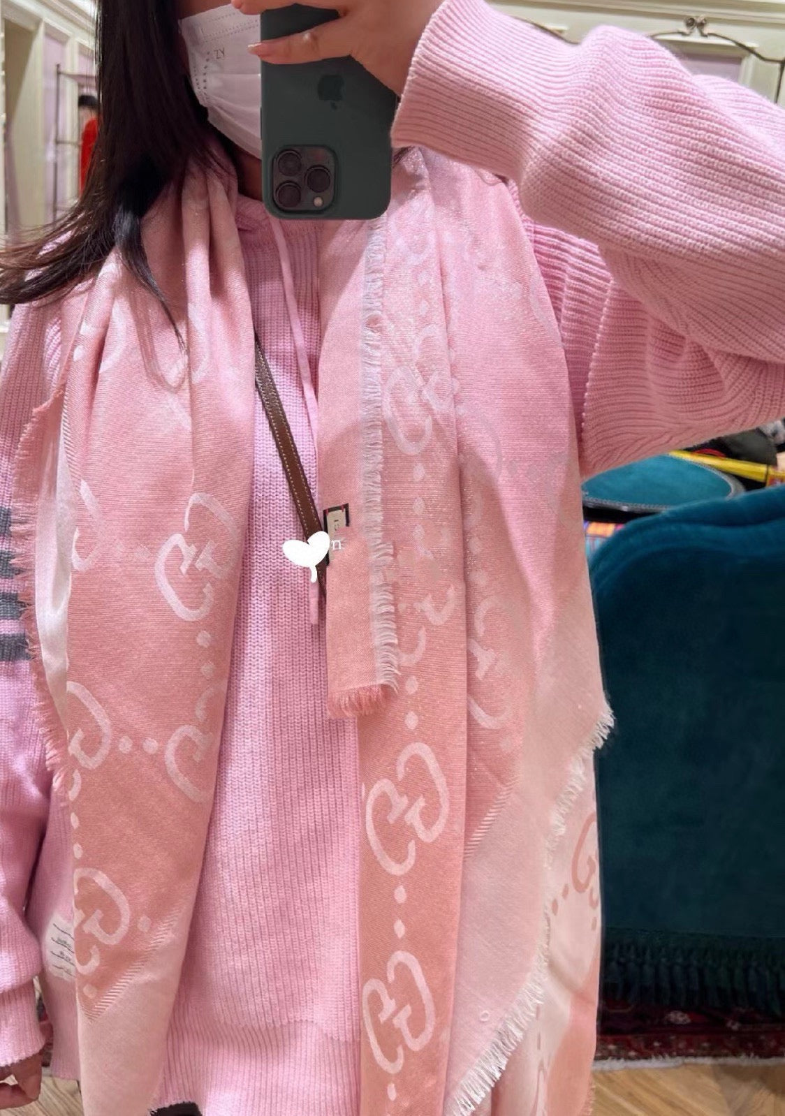 GUCCI 26S SCARF 140 IN CASHMERE AND SILK 309395