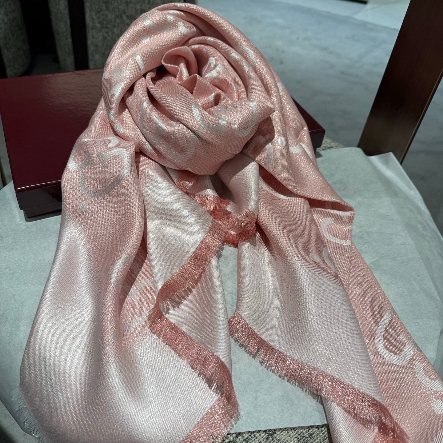 GUCCI 26S SCARF 140 IN CASHMERE AND SILK 309395