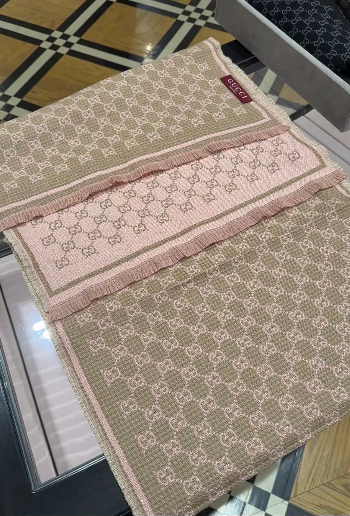 GUCCI 26S SCARF 180 IN CASHMERE AND SILK 309762