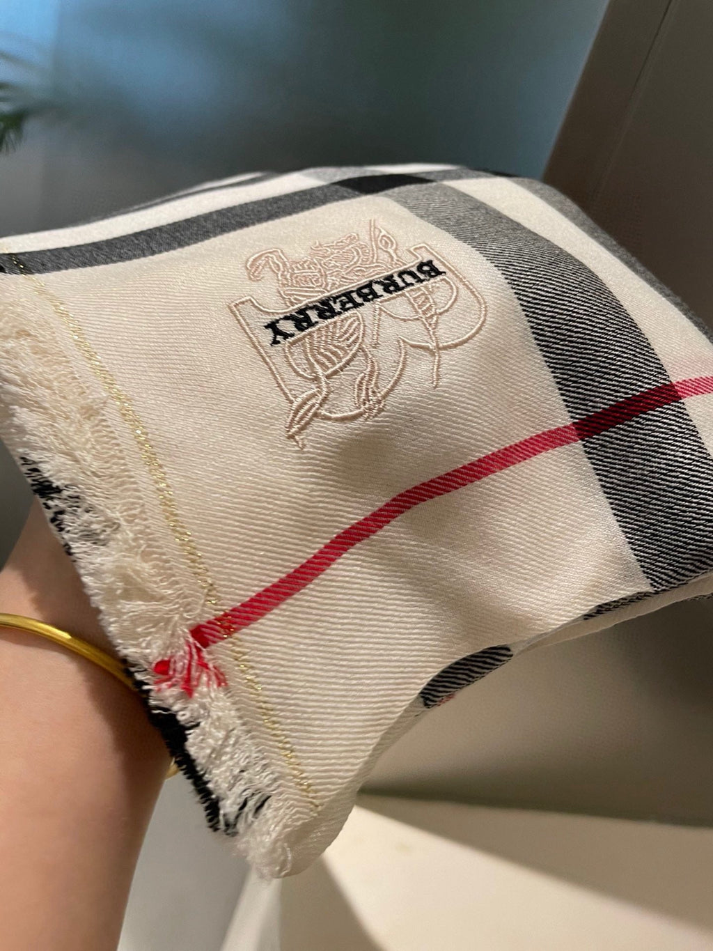 BURBERRY 26S SCARF 200CM IN CASHMERE 215173