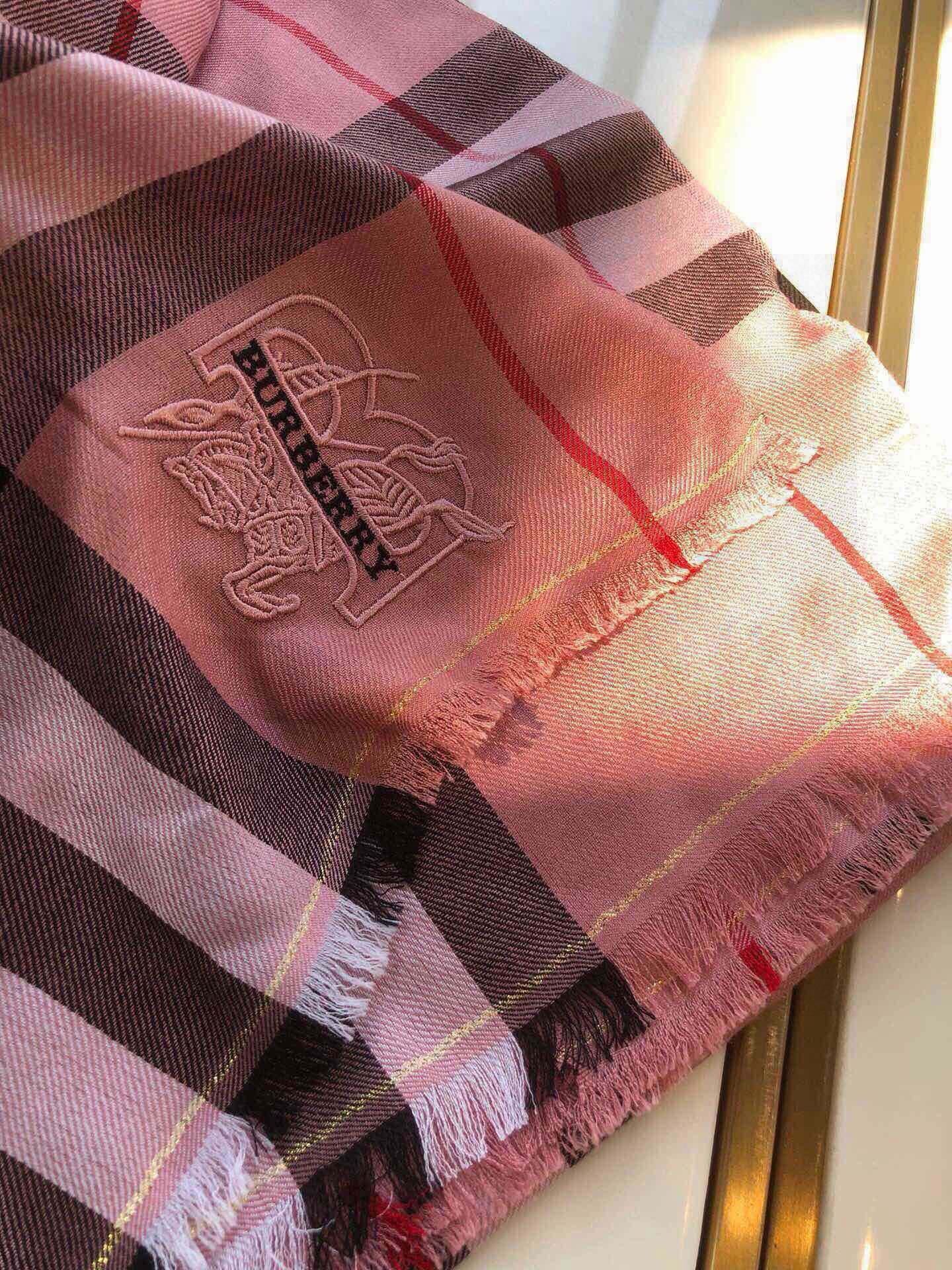BURBERRY 26S SCARF 200CM IN CASHMERE 215174