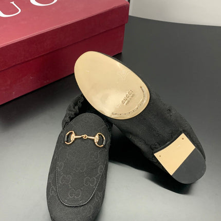 GUCCI 26S LOAFERS IN BLACK CANVAS