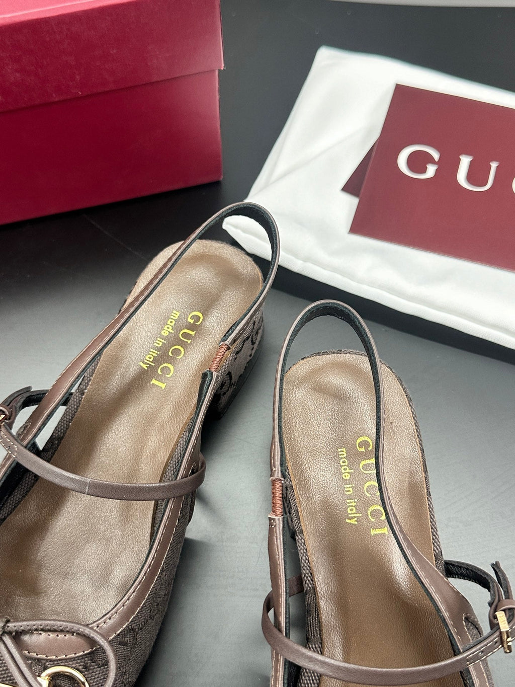 GUCCI 26S SLINGBACK 25 MM IN TAUPE BROWN CANVAS