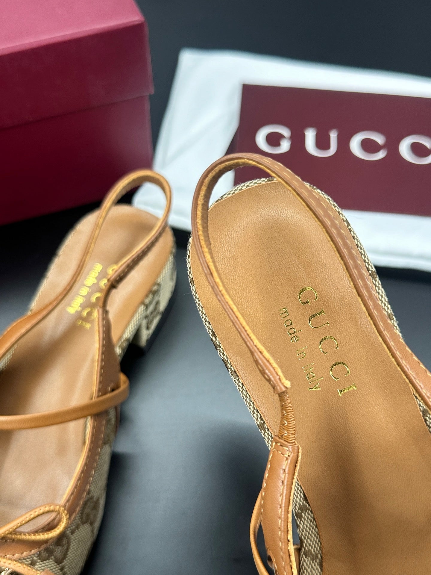 GUCCI 26S SLINGBACK 25 MM IN DARK BEIGE CANVAS