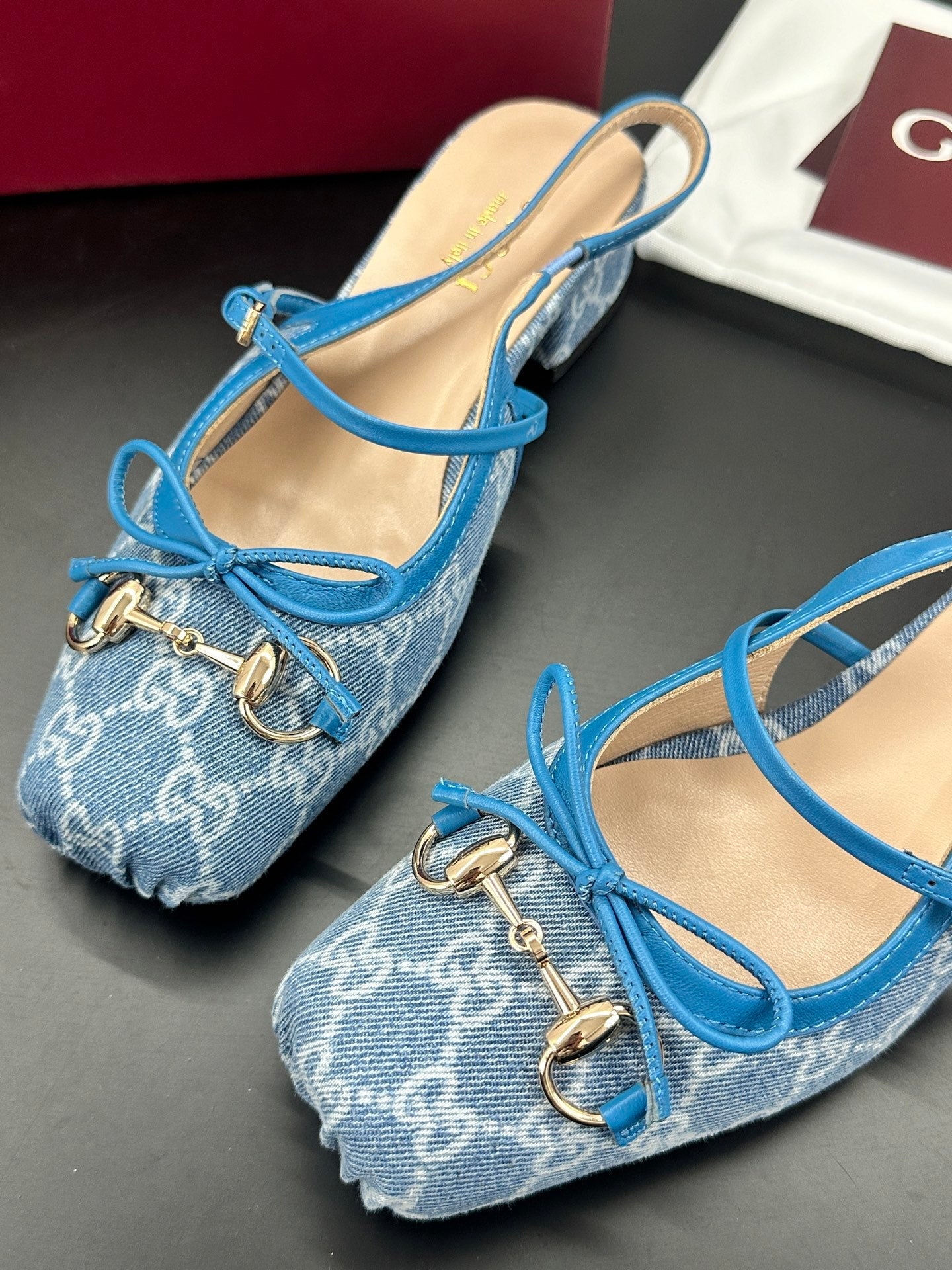GUCCI 26S SLINGBACK 25 MM IN BLUE DENIM
