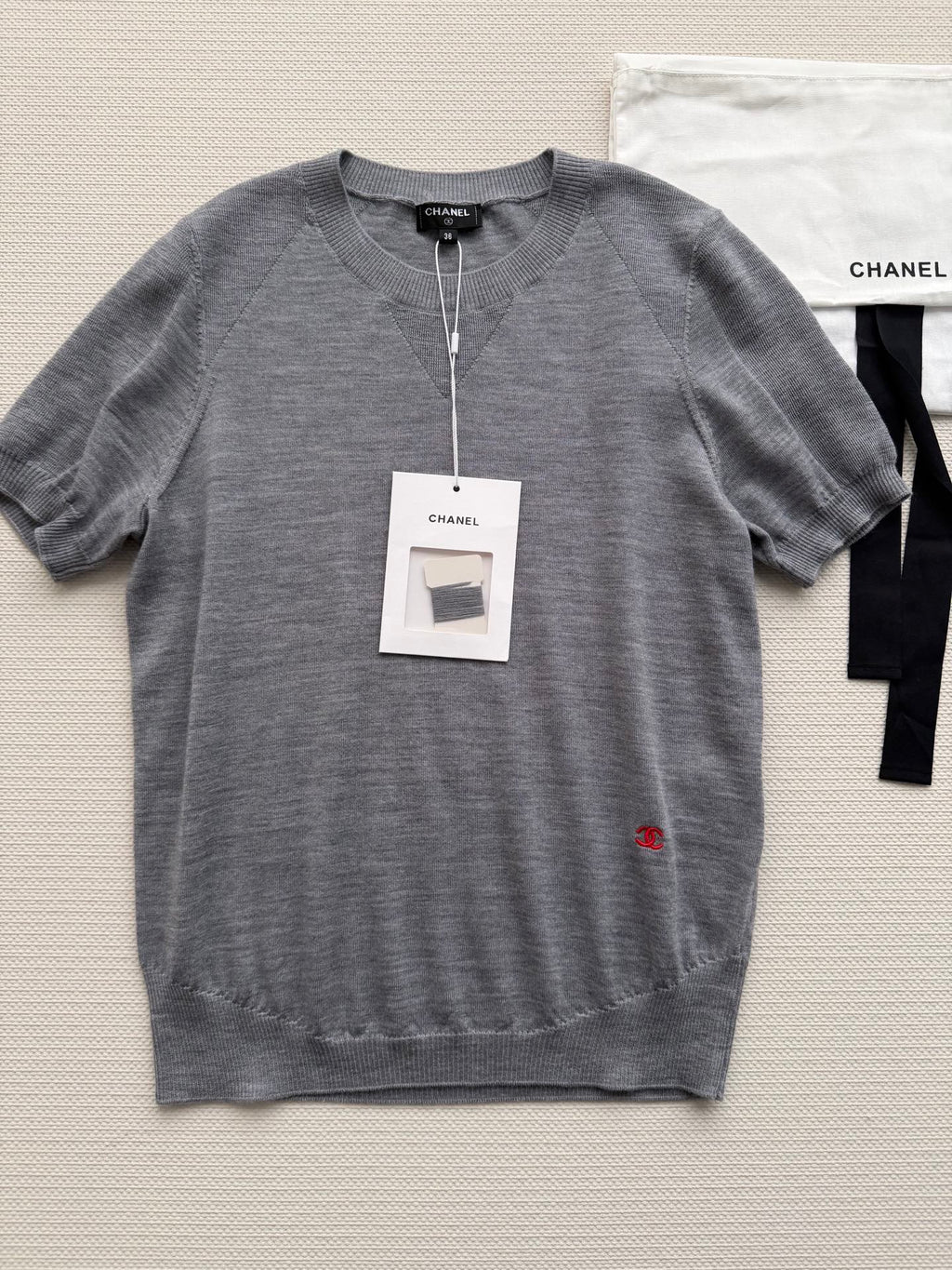 CHANEL 26S SHORT-SLEEVE KNIT TOP 917