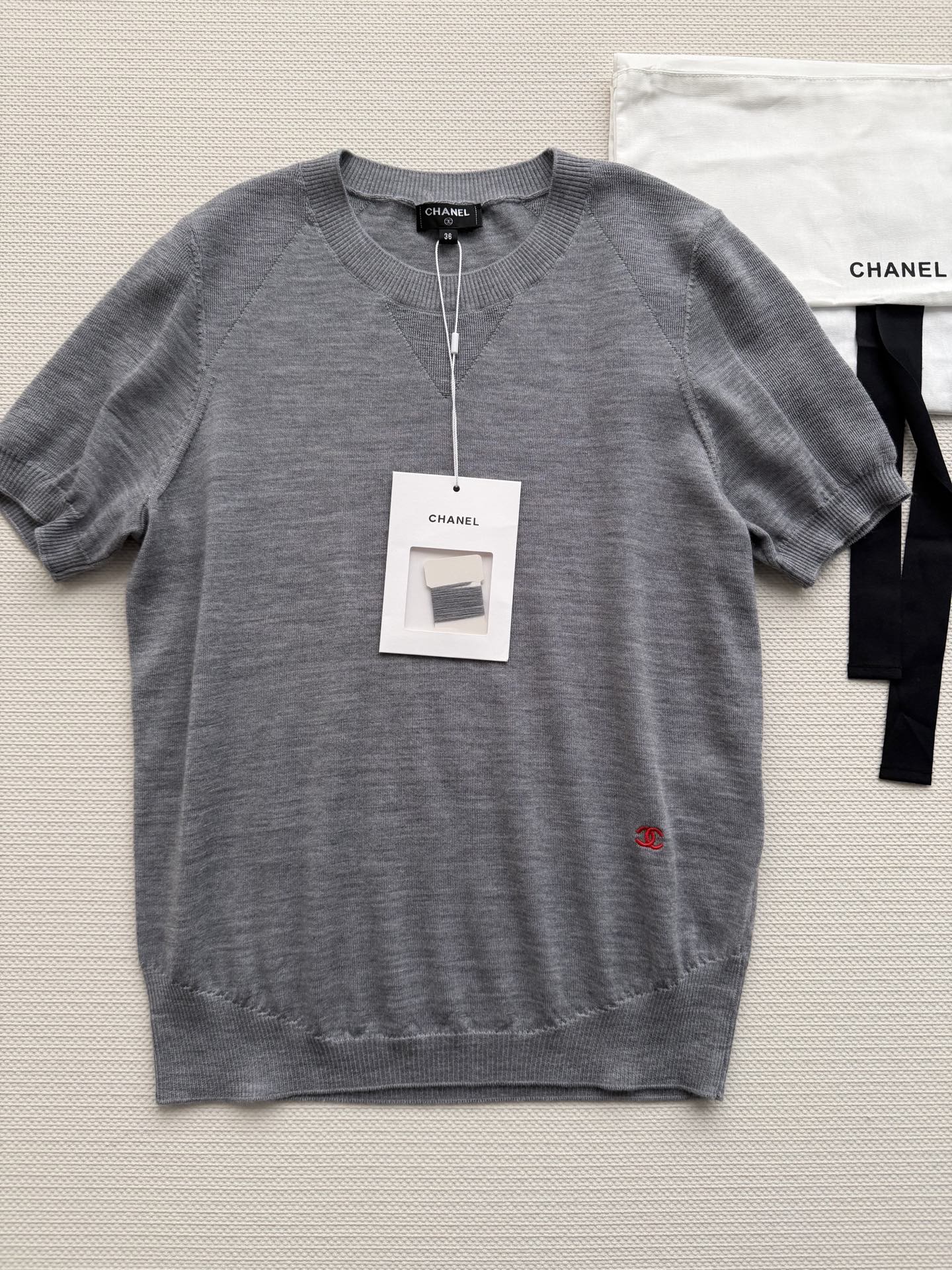CHANEL 26S SHORT-SLEEVE KNIT TOP 917