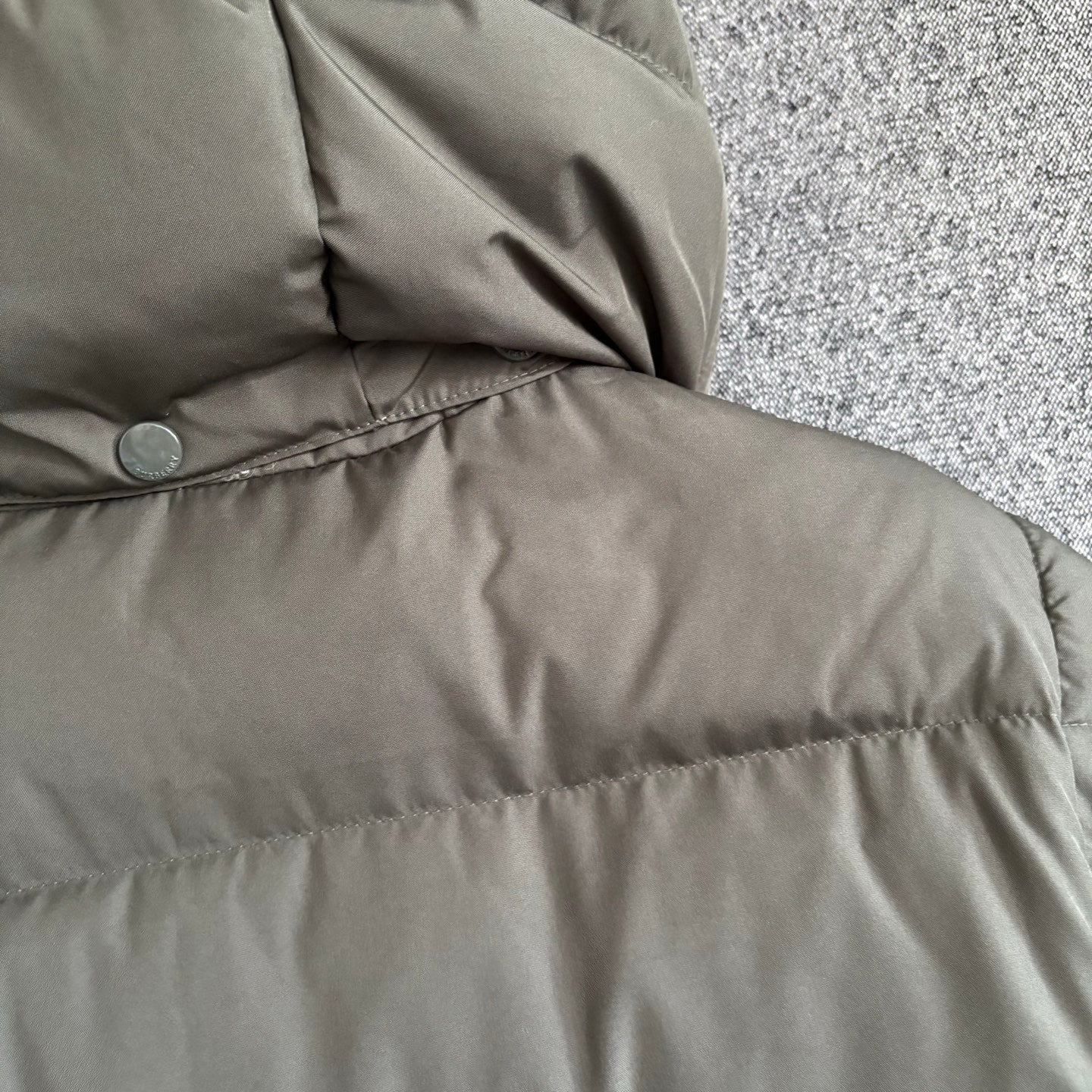 BURBERRY 25S DOWN JACKET 334