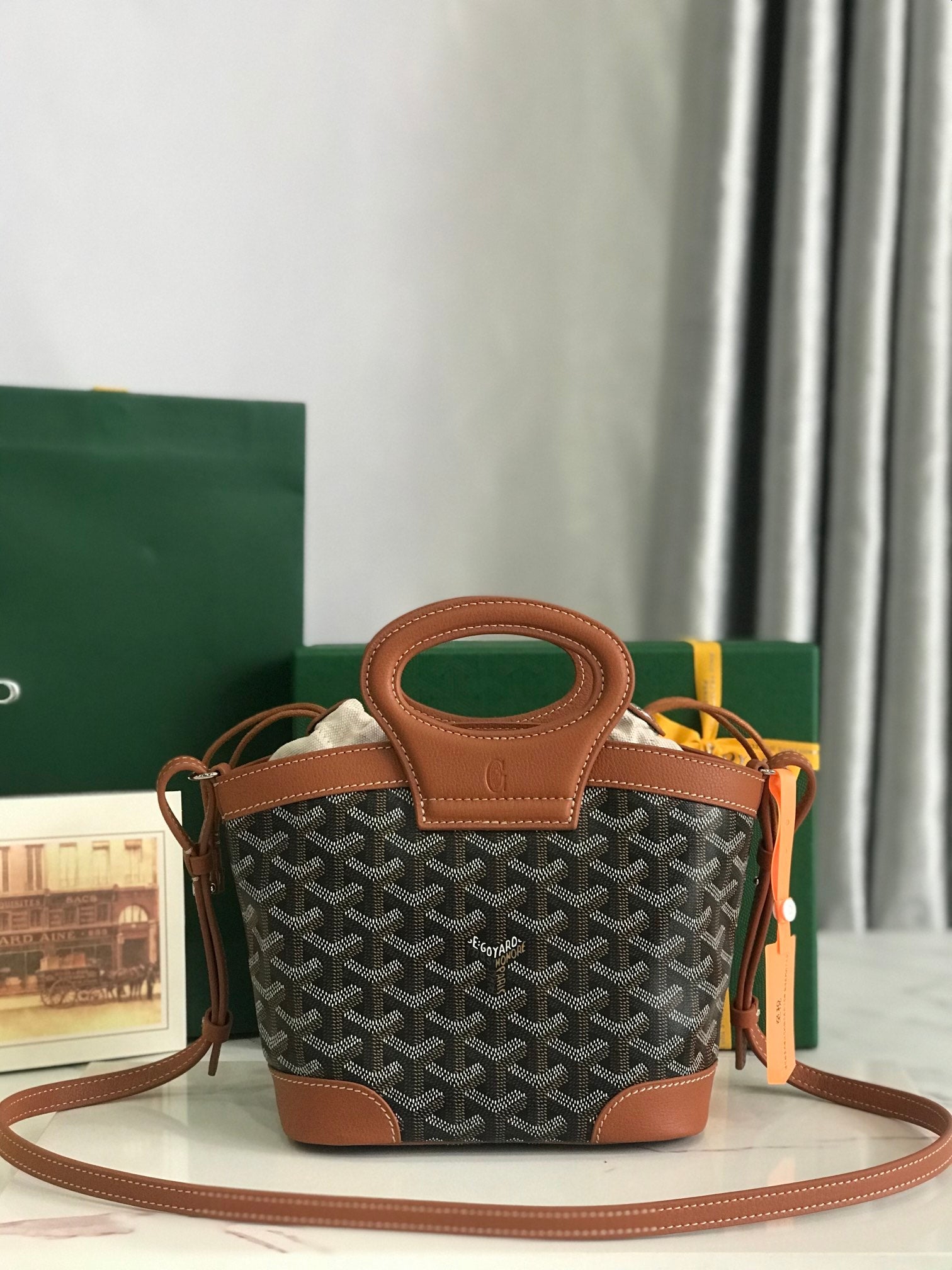 GOYA 26S BELUGA MINI BAG 23CM IN BROWN GOYARDINE CANVAS AND CALFSKIN