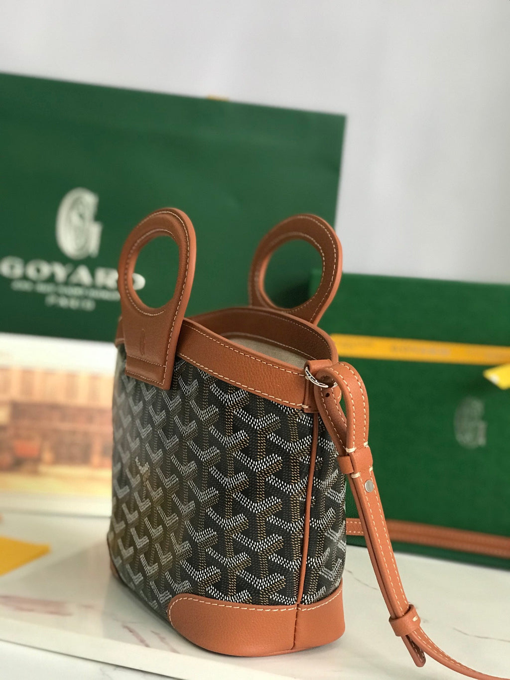 GOYA 26S BELUGA MINI BAG 23CM IN BROWN GOYARDINE CANVAS AND CALFSKIN