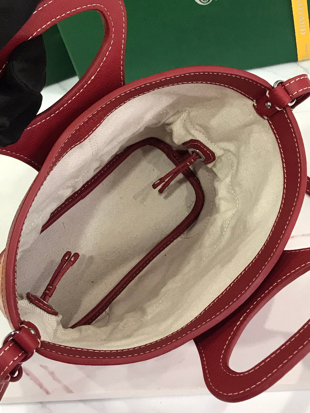 GOYA 26S BELUGA MINI BAG 23CM IN DARK RED GOYARDINE CANVAS AND CALFSKIN