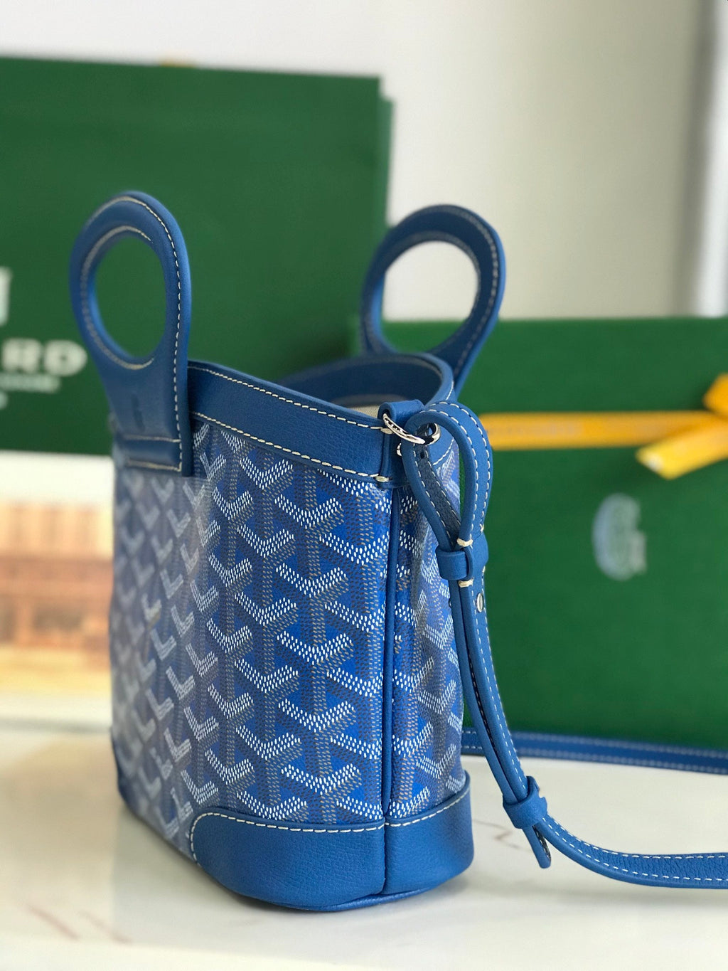 GOYA 26S BELUGA MINI BAG 23CM IN BLUE GOYARDINE CANVAS AND CALFSKIN