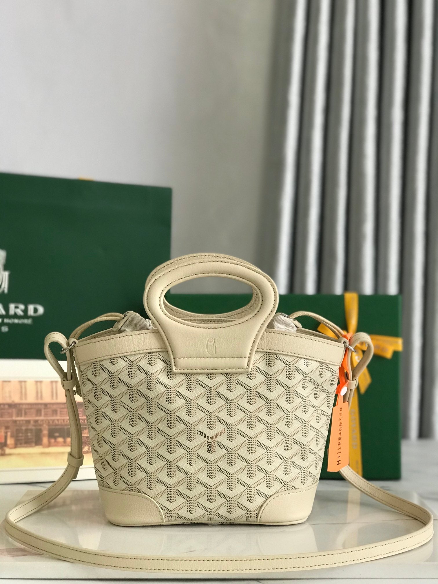 GOYA 26S BELUGA MINI BAG 23CM IN IVORY WHITE GOYARDINE CANVAS AND CALFSKIN