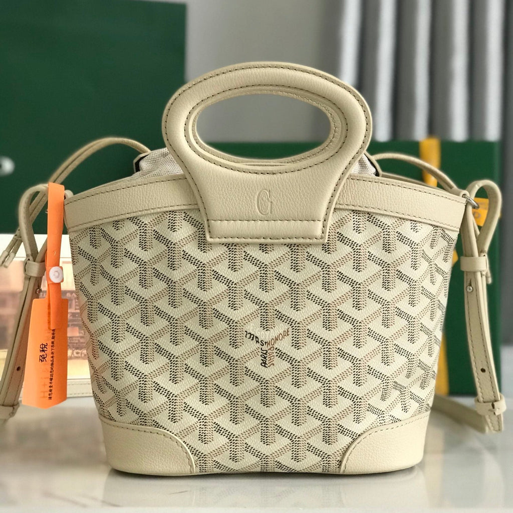 GOYA 26S BELUGA MINI BAG 23CM IN IVORY WHITE GOYARDINE CANVAS AND CALFSKIN