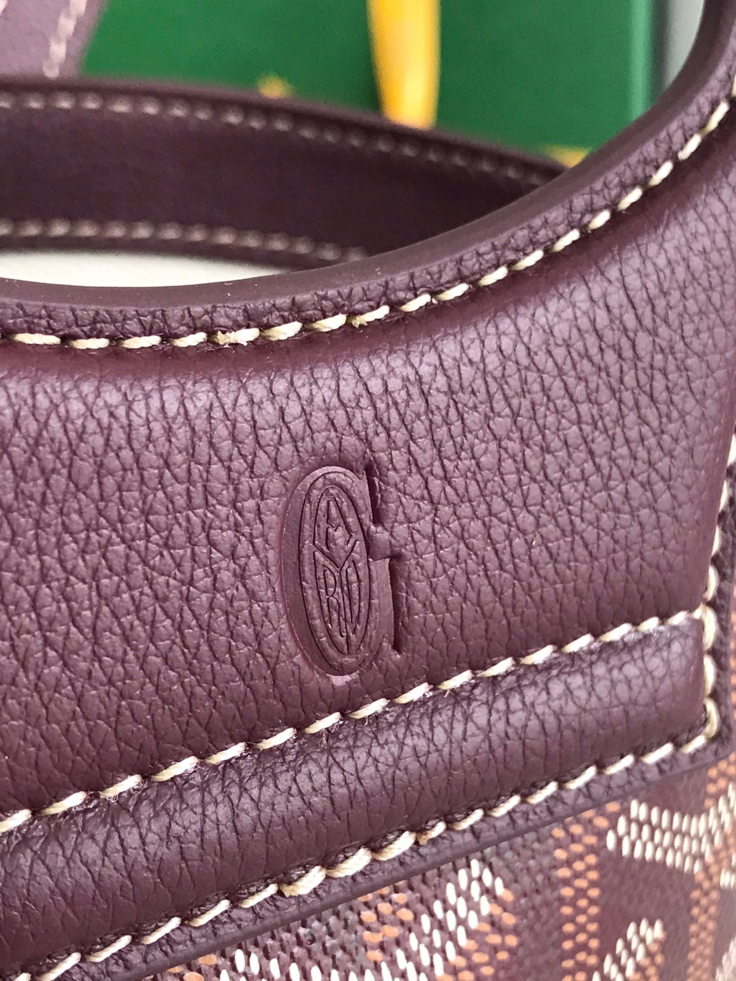 GOYA 26S BELUGA MINI BAG 23CM IN BURGUNDY BROWN GOYARDINE CANVAS AND CALFSKIN