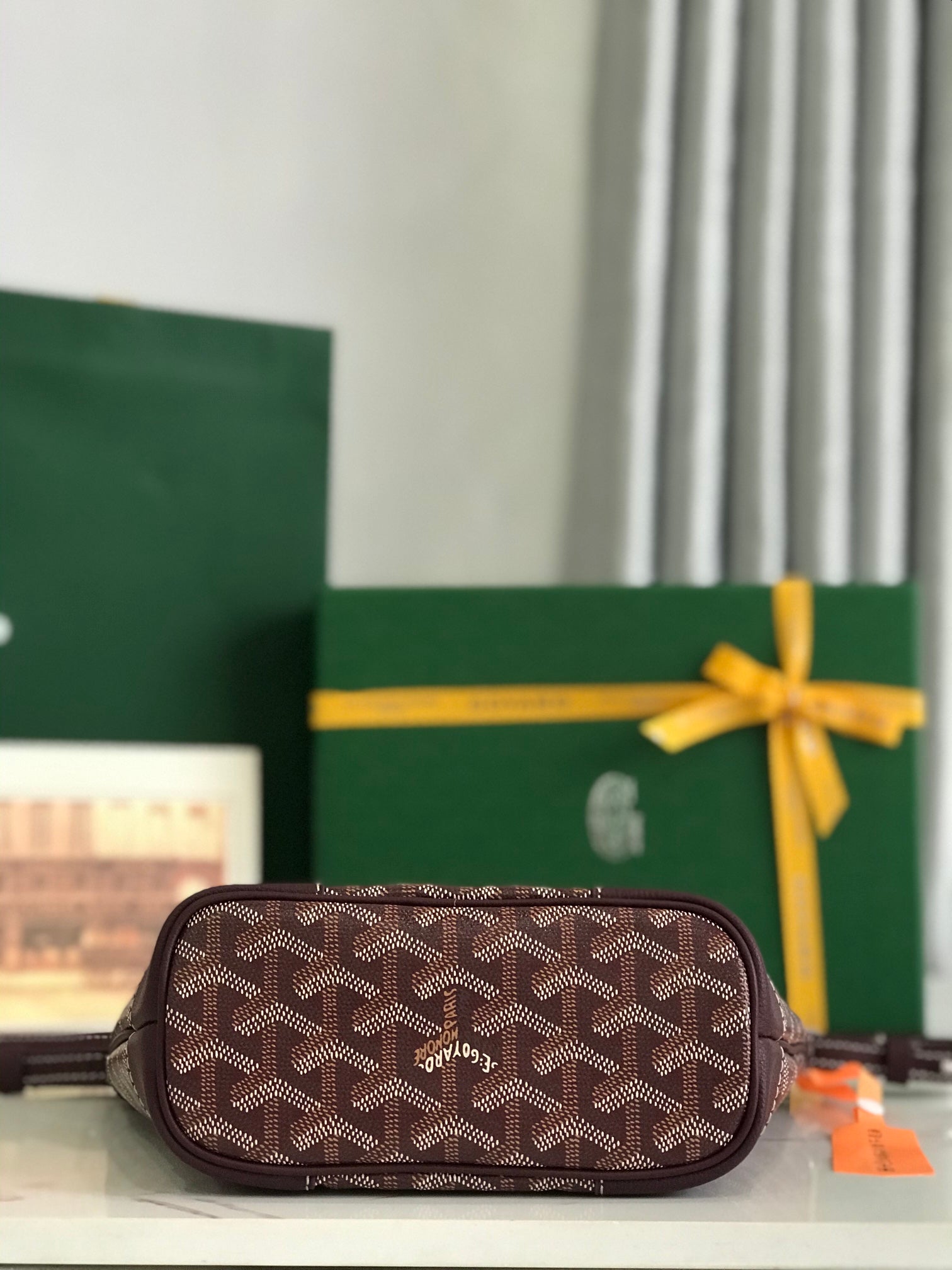 GOYA 26S BELUGA MINI BAG 23CM IN BURGUNDY BROWN GOYARDINE CANVAS AND CALFSKIN