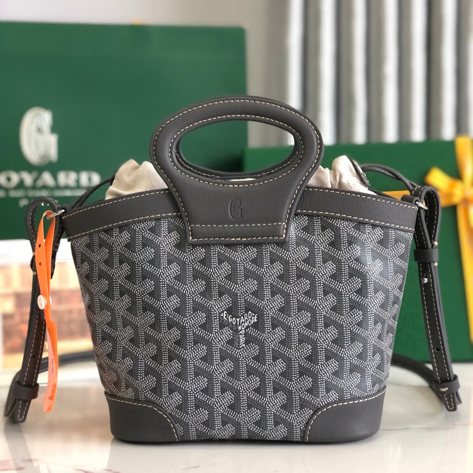 GOYA 26S BELUGA MINI BAG 23CM IN GREY GOYARDINE CANVAS AND CALFSKIN