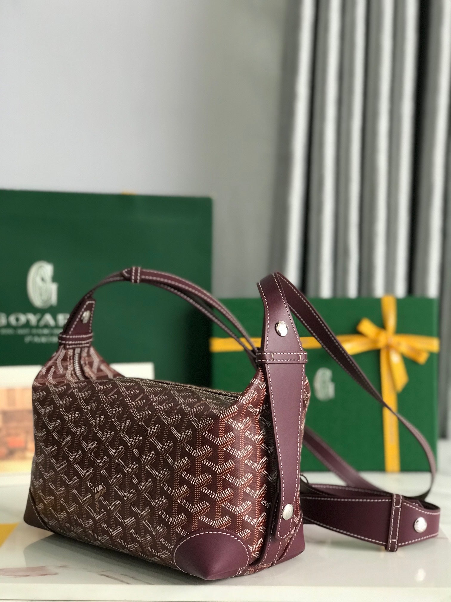 GOYA 26S BOEING 25CM IN BURGUNDY RED GOYARDINE CANVAS AND CALFSKIN