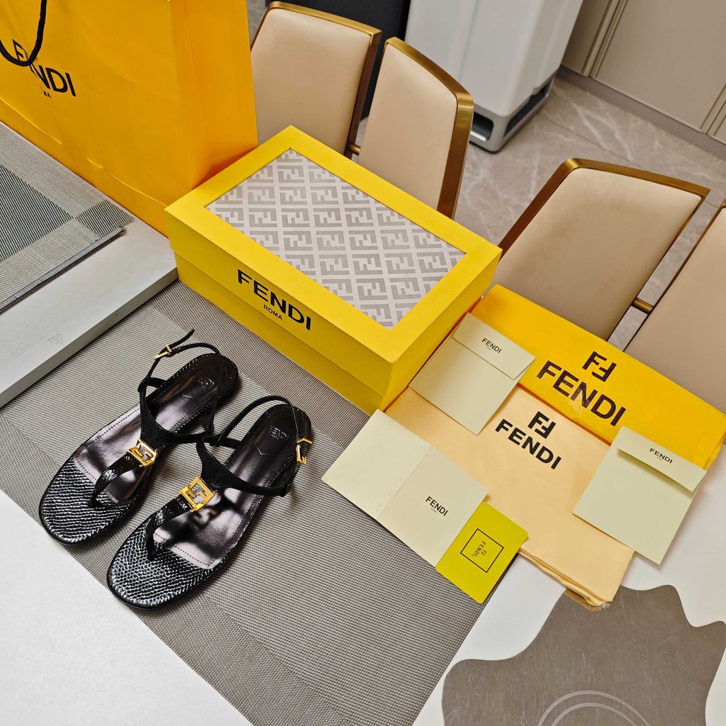 FENDI 26S FLIP-FLOP SANDALS IN BLACK CALFSKIN