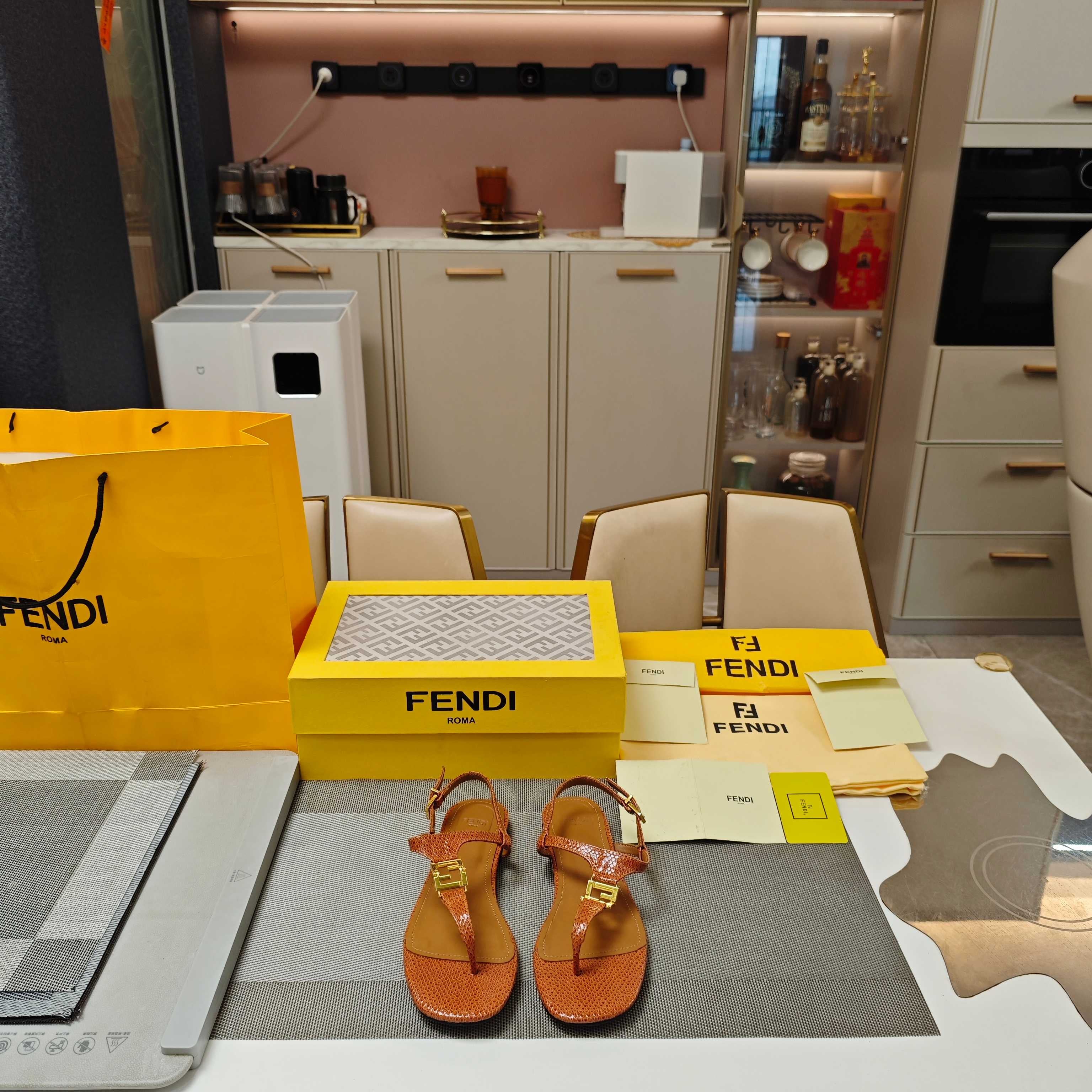 FENDI 26S FLIP-FLOP SANDALS IN LIGHT BROWN CALFSKIN
