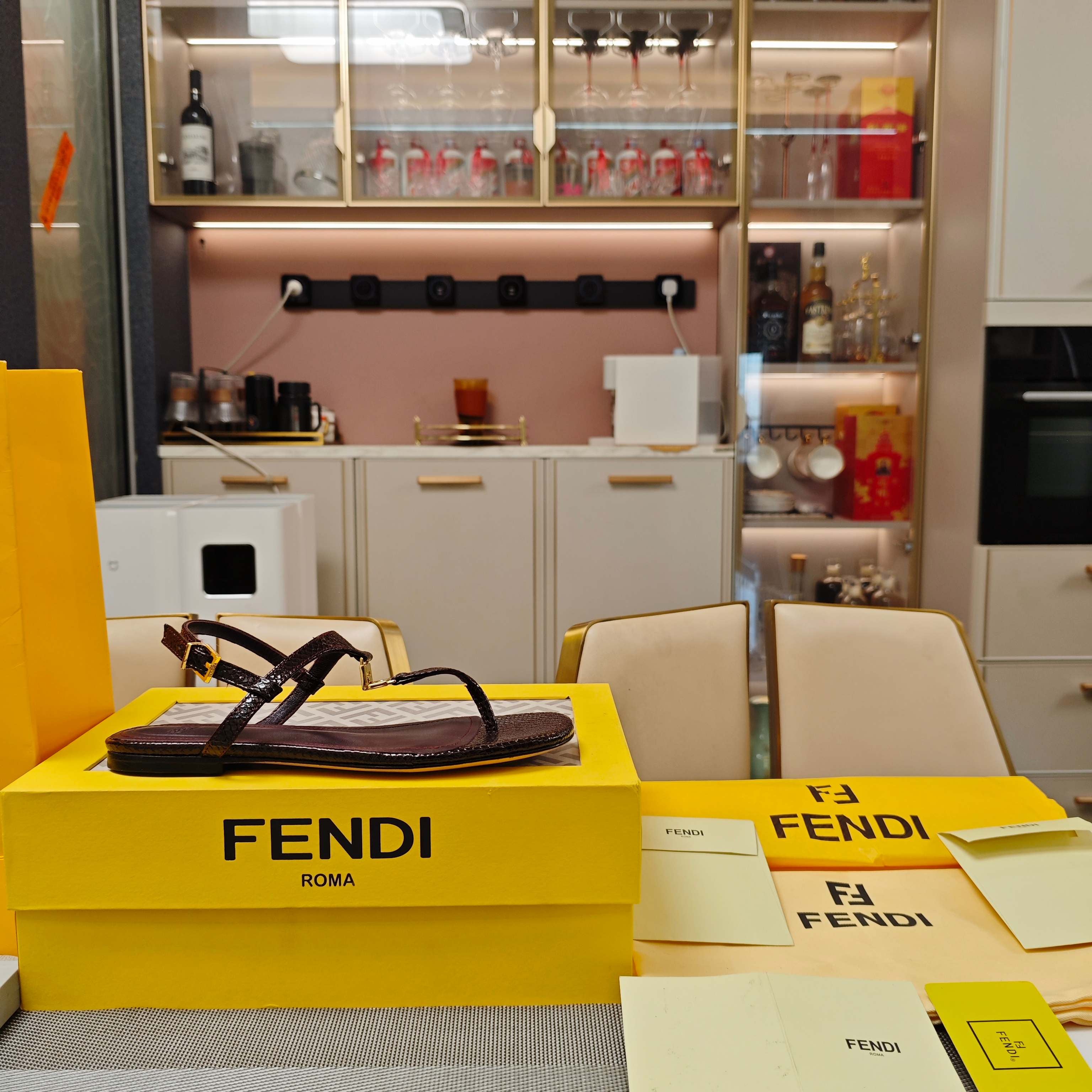 FENDI 26S FLIP-FLOP SANDALS IN CHOCOLATE BROWN CALFSKIN