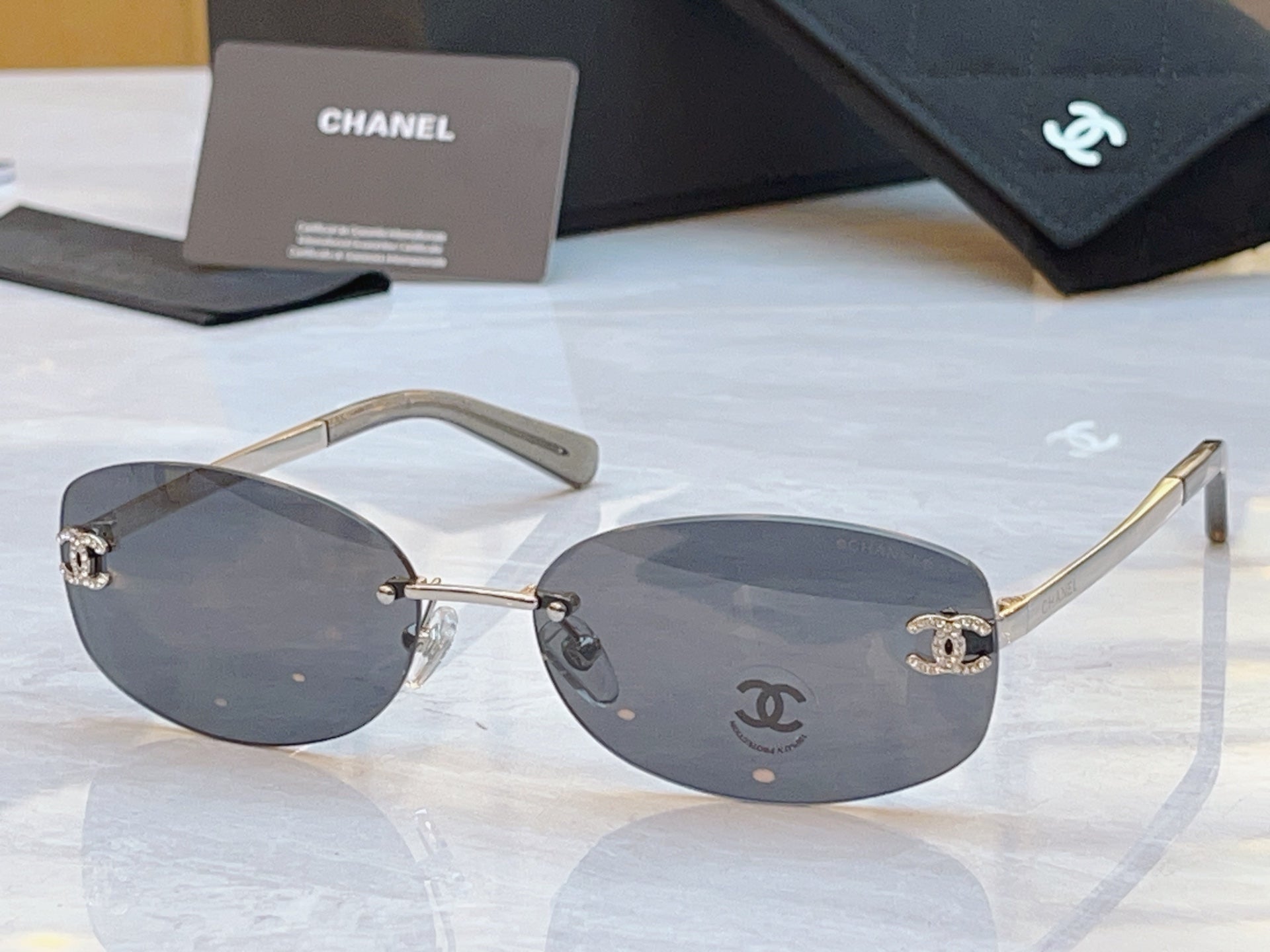 CHANEL RECTANGLE SUNGLASSES IN METAL 941998