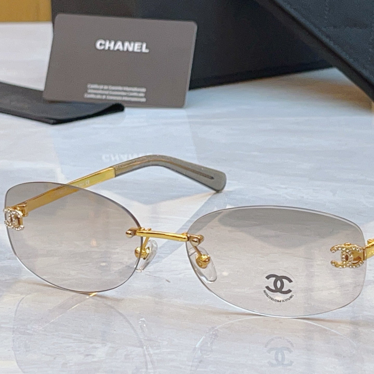 CHANEL RECTANGLE SUNGLASSES IN METAL 941998