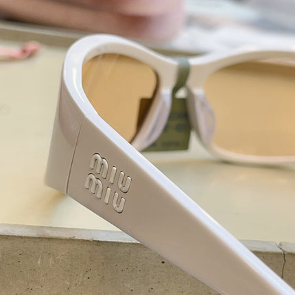 MIUMIU 26S OVERSIZE RECTANGULAR FRAME IN ACETATE 426265