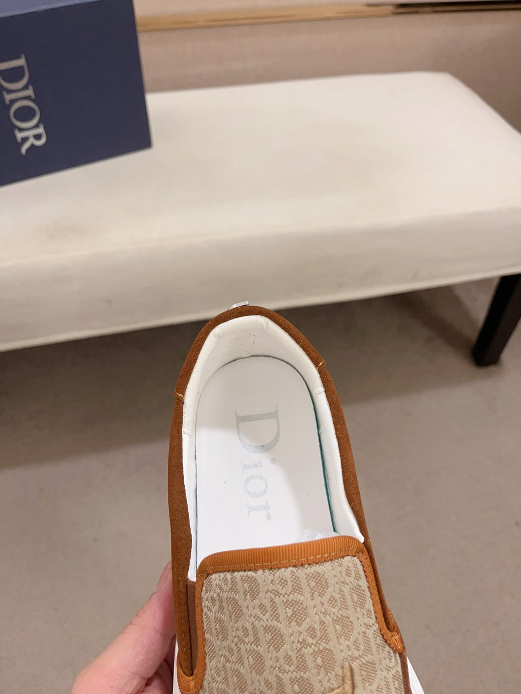 CD B23 SLIP ON RUSSET SUEDE AND JACQUARD