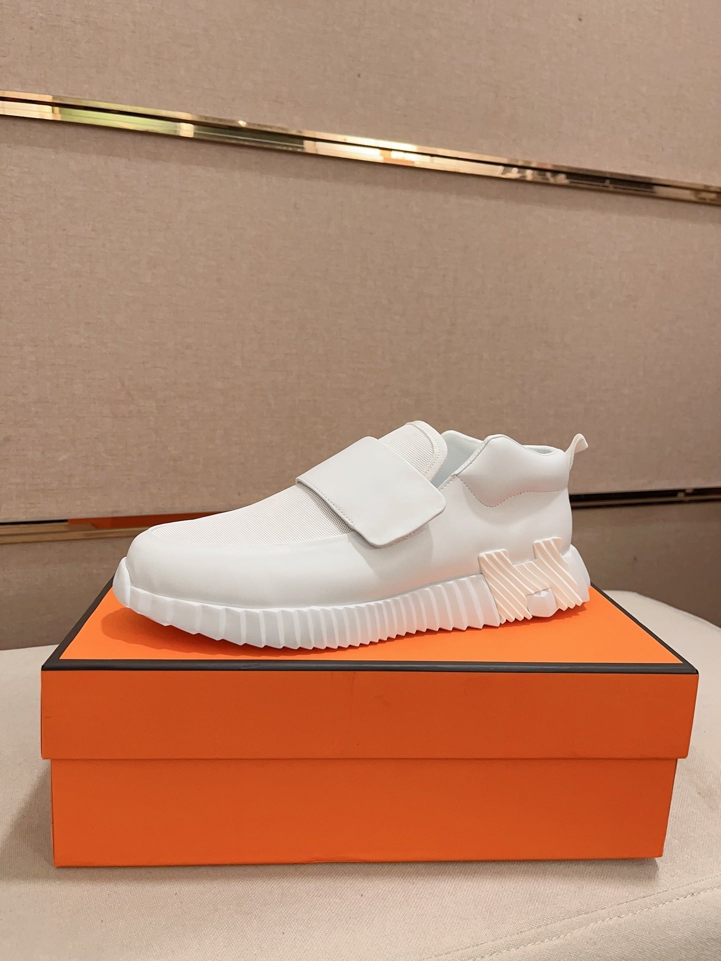 HM H SNEAKER WHITE CANVAS AND CALFSKIN