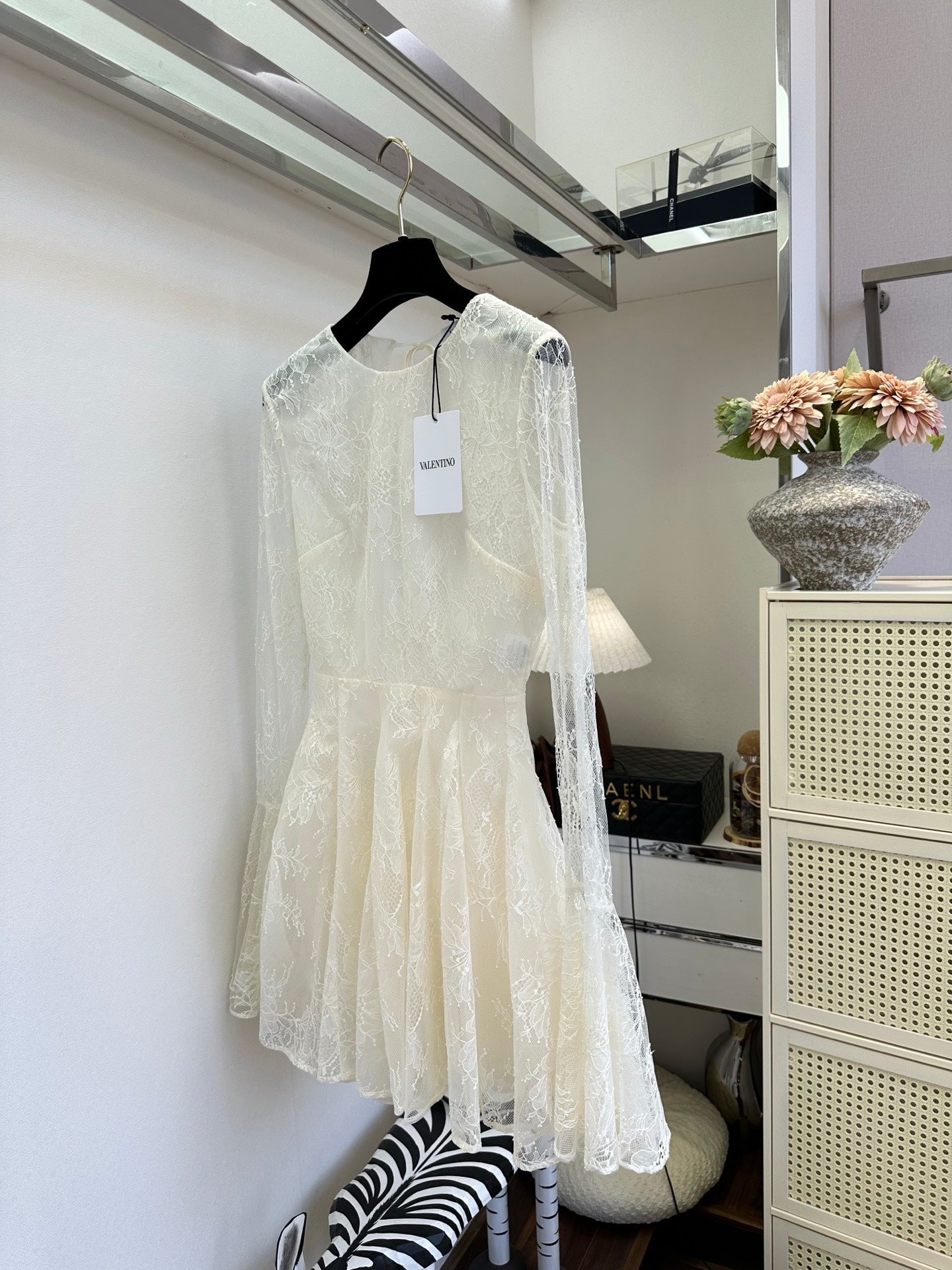 VALENTINO 26S LONG SLEEVE LACE MINI DRESS 205