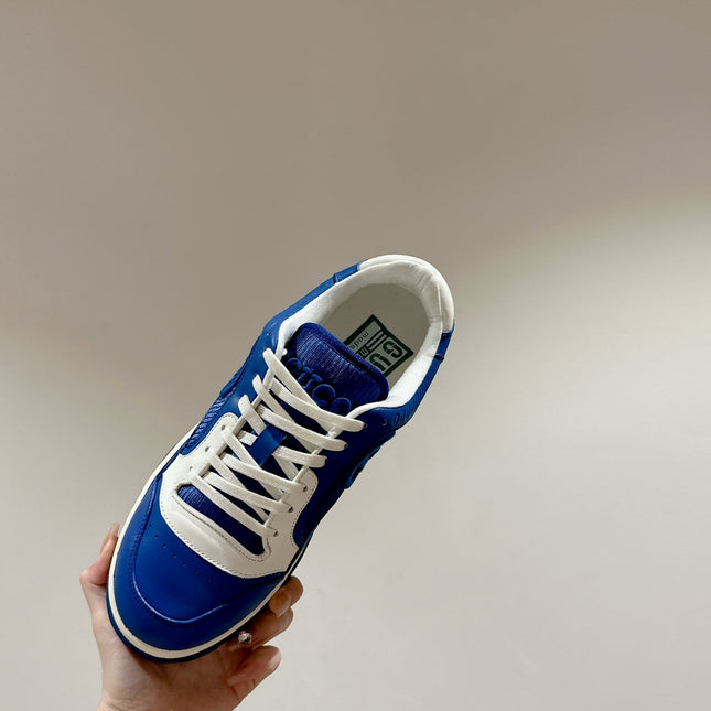 GUCCI 26S SNEAKERS IN BLUE CALFSKIN WITH LOGO