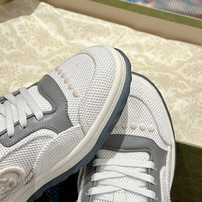 GUCCI 26S SNEAKERS IN WHITE MESH FABRIC AND GREY CALFSKIN