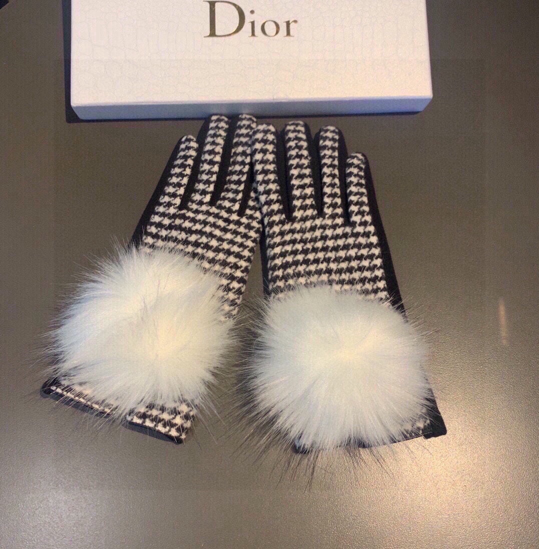 CD WOOL GLOVES WITH FOX FUR BALL BLACK MIX WHITE 397065