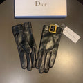 GLOVES ATTACHED D METAL HARDWARE IN BLACK LAMBSKIN 441842