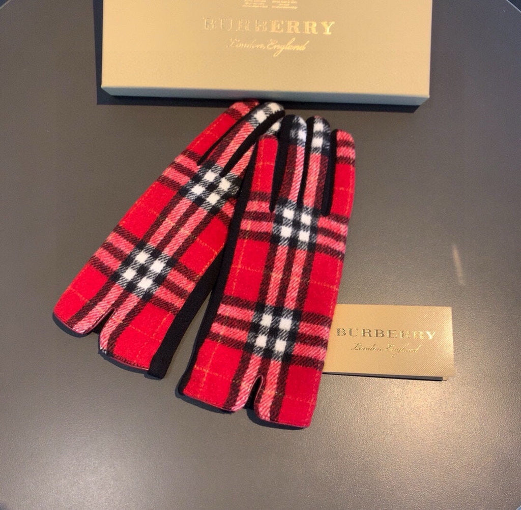 GLOVES IN CHERRY RED AND BLACK WOOL 448245