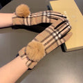 GLOVES IN CAMEL BEIGE AND BLACK WOOL WITH RABBIT FUR 448246