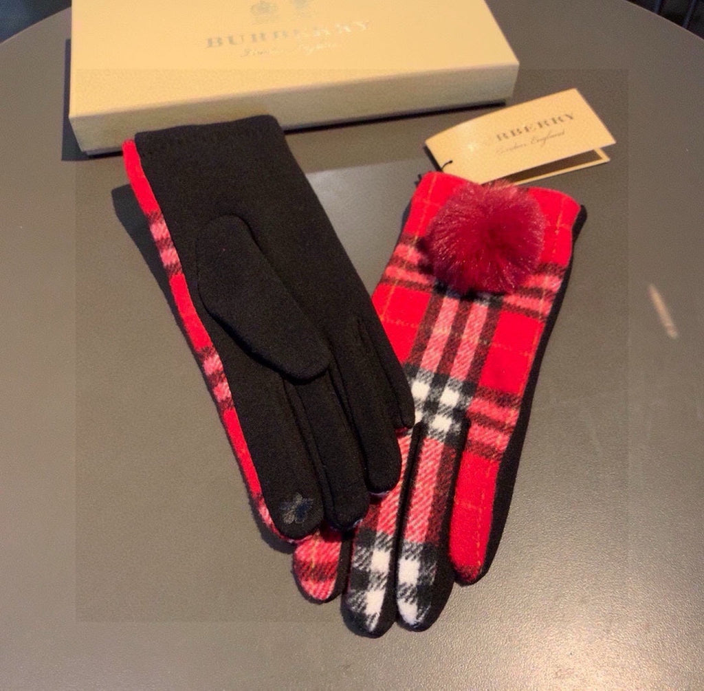 GLOVES IN CHERRY RED AND BLACK WOOL WITH RABBIT FUR 448247