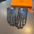 GLOVES WITH LOCK HARDWARE IN BLACK LAMBSKIN 463858