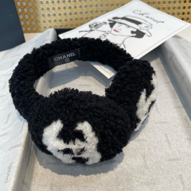 CHANEL 25S SKI EARMUFFS 877948