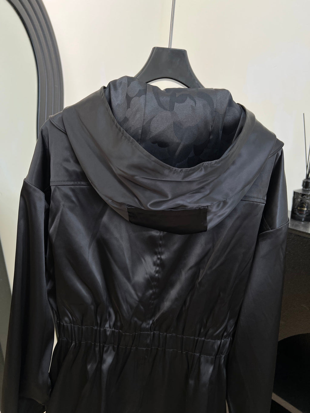 CHANEL 25S HOODED JACKET WITH LACE TRIM 408